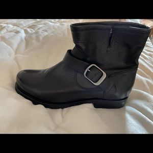 Frye Veronica Bootie